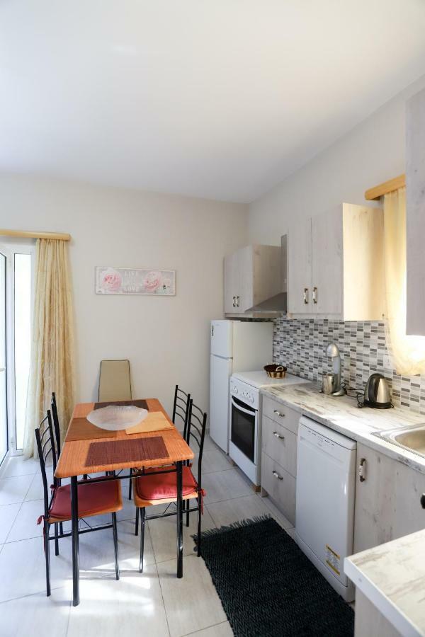 George'S Sweet N' Cozy Maisonette In Ipsos Corfu Eksteriør billede